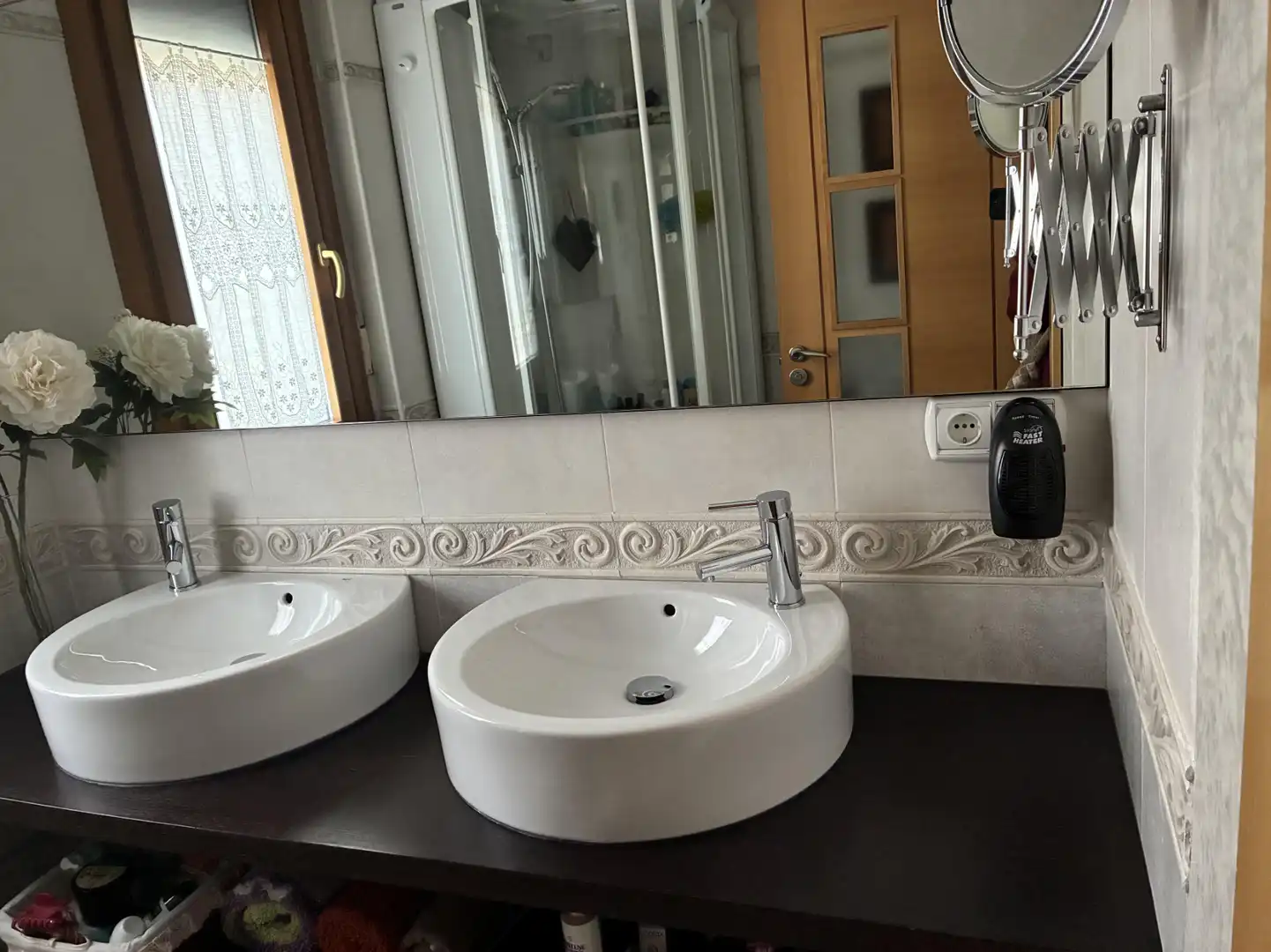 Badezimmer von Einfamilien-Reihenhaus zum Verkauf in Soria Capital  mit Heizung, Privatgarten und Terrasse