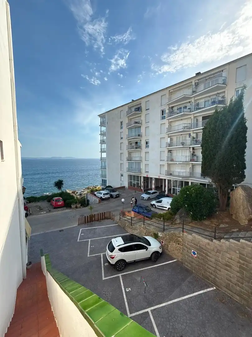 Parking de Apartamento en venta en Roses con Terraza y Trastero
