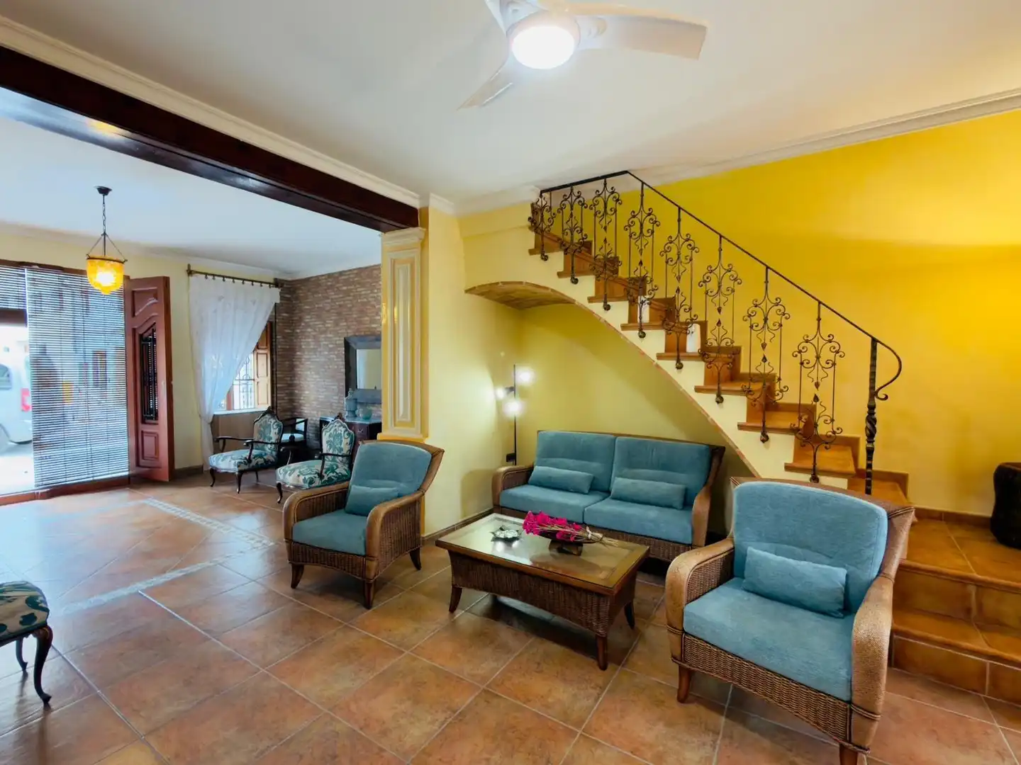Houses for sale in La Granja de la Costera  with Air Conditioner