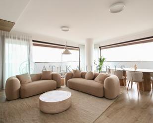 Living room of Flat to rent in Málaga Capital  with Air Conditioner, Terrace and Swimming Pool