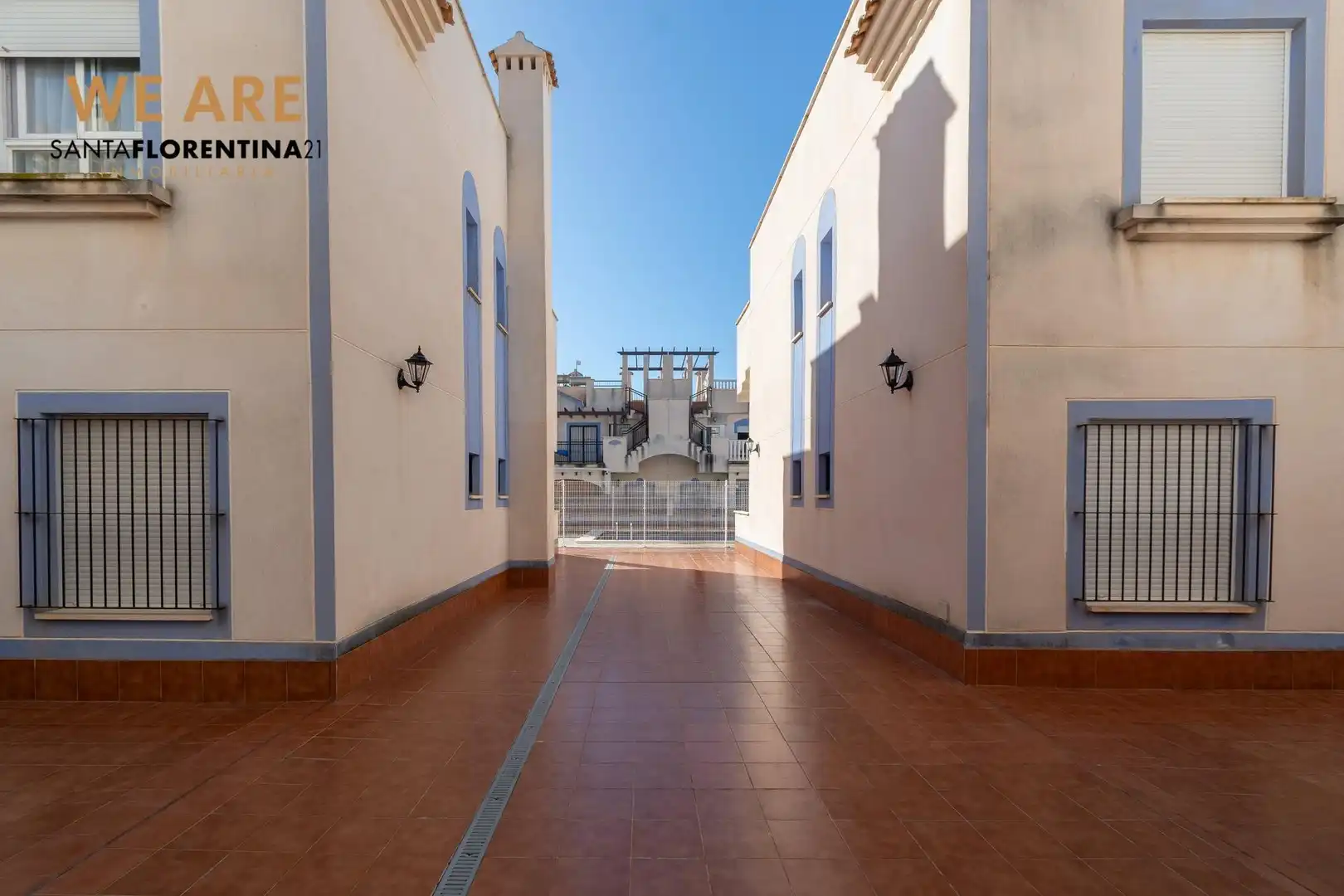 Vista exterior de Piso en venta en Cartagena con Trastero, Amueblado y Piscina comunitaria