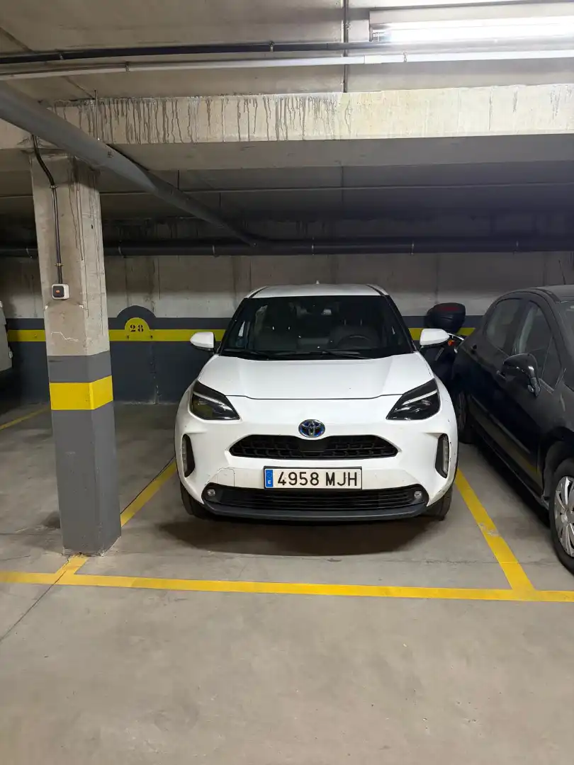 Parkplatz von Garage zur Miete in Brunete