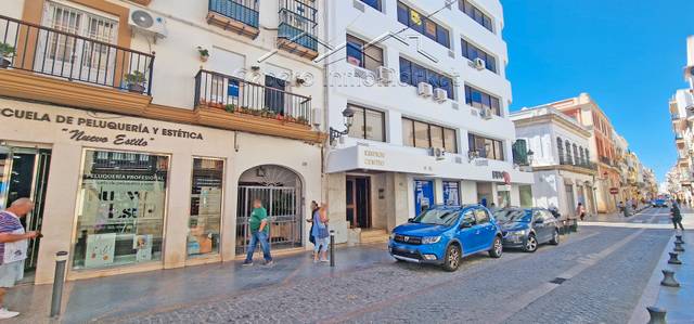 Piso en Venta en Calle Virgen de Los Milagros en Casco Histórico - Ribera del Marisco