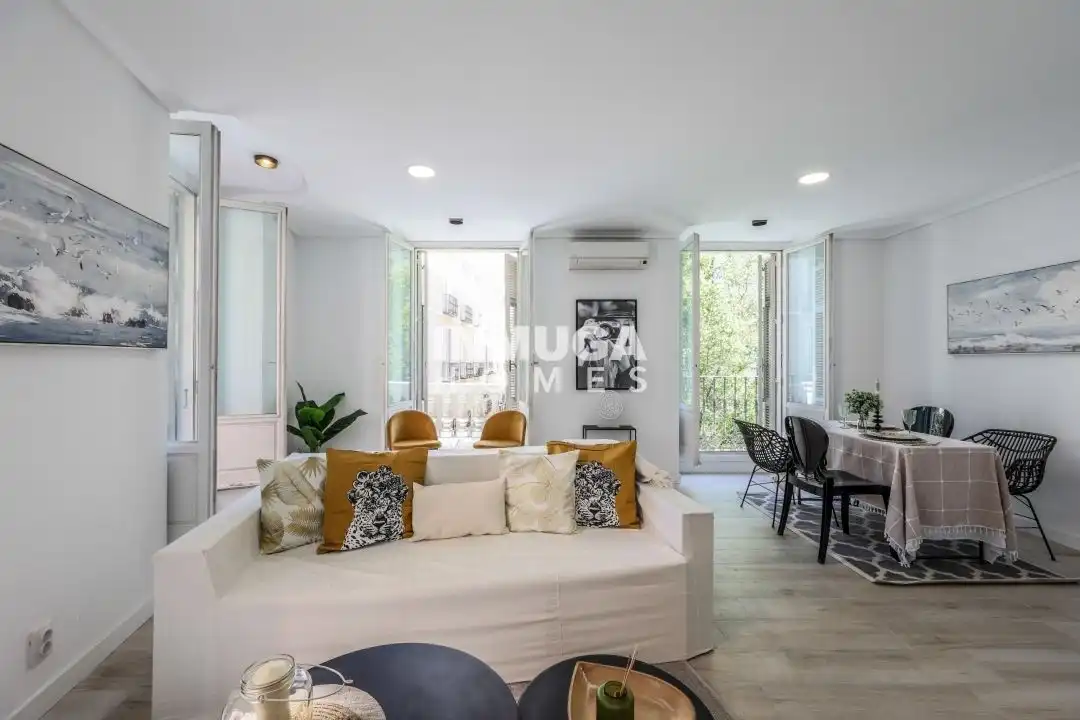 Flat for rent in Sol