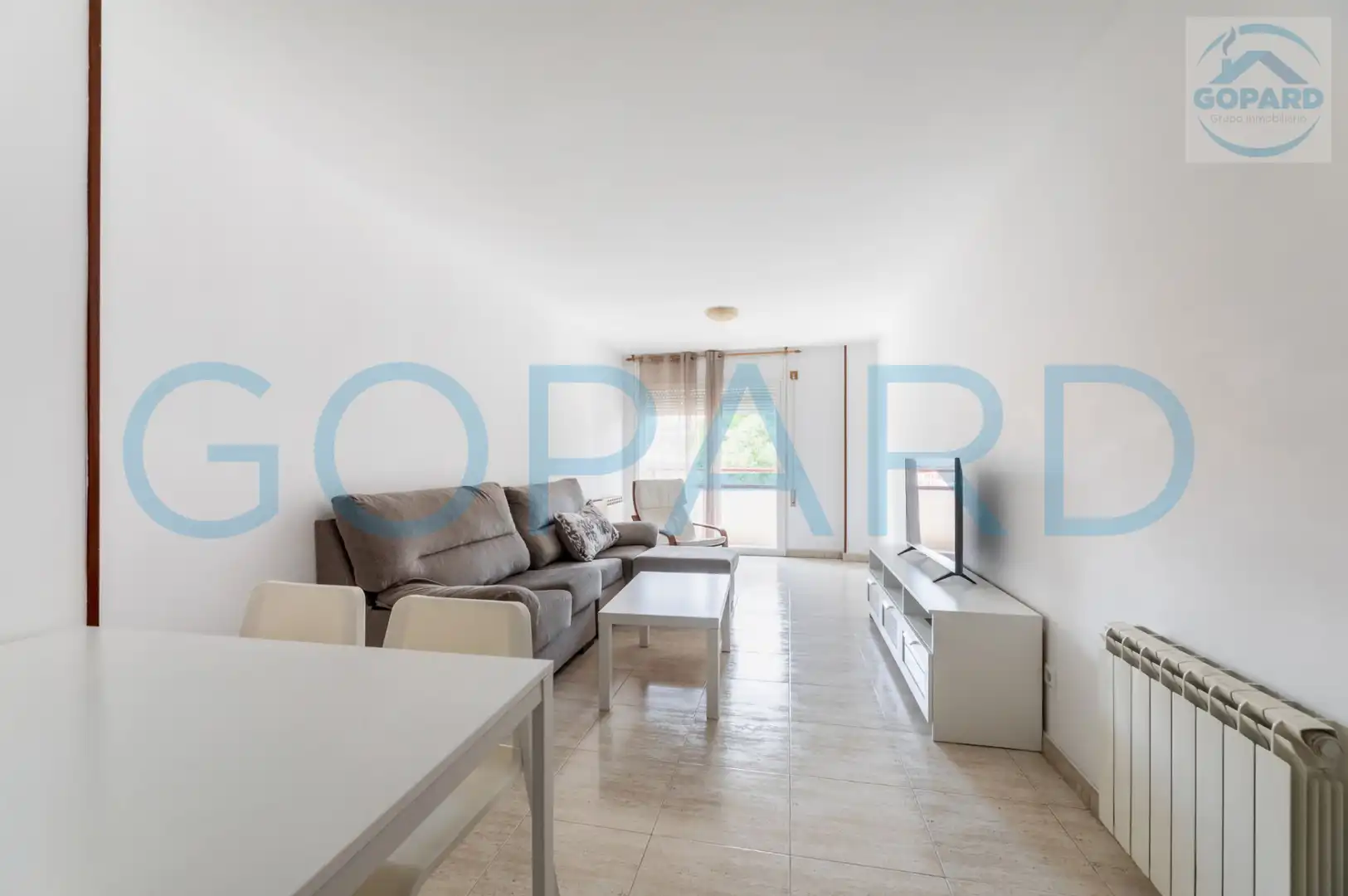 Sala de estar de Piso en venta en Villanueva de la Cañada con Calefacción, Terraza y Trastero