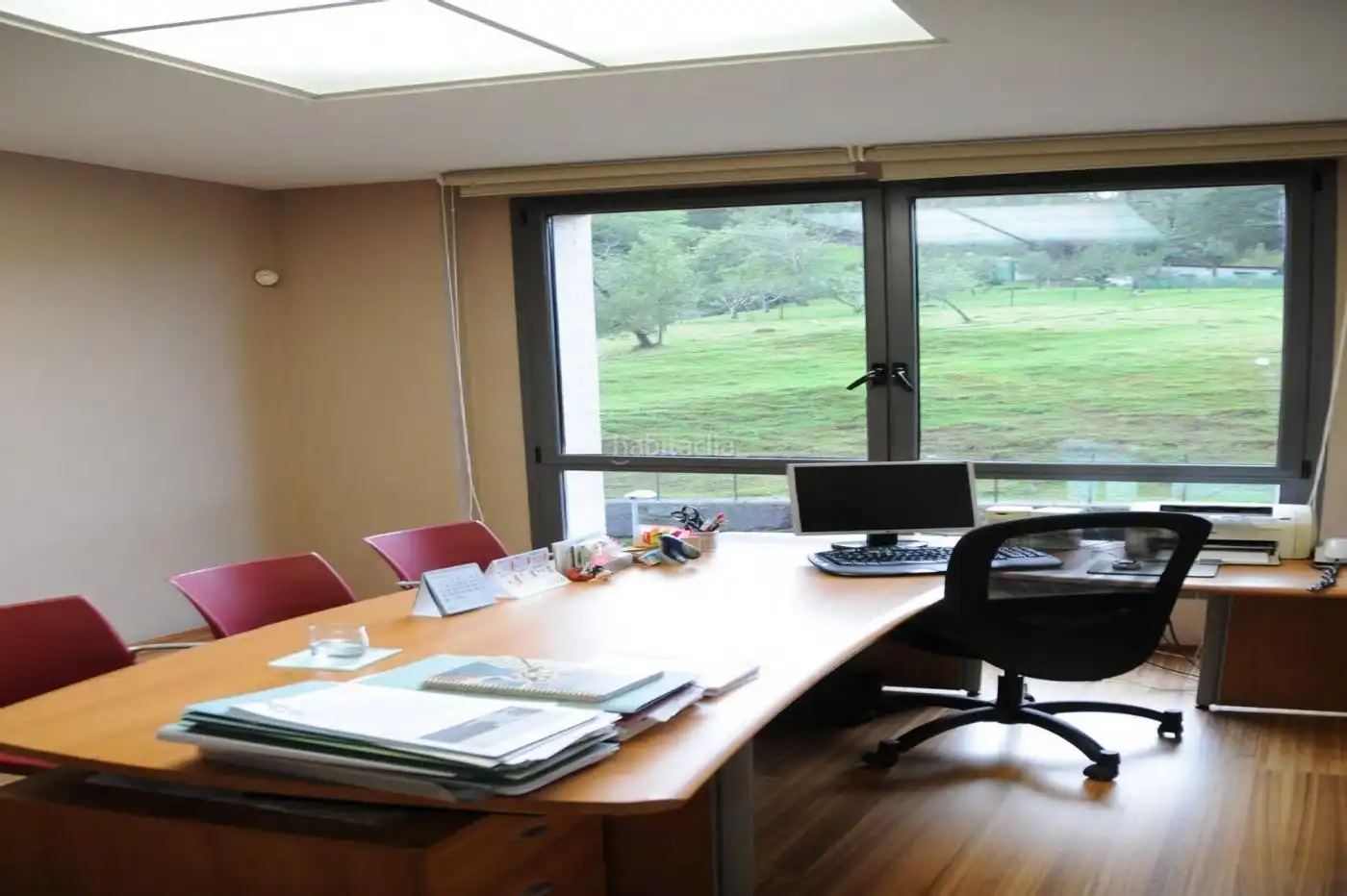 Office space with lift for sale in Calle de Lautximinieta 45C, imagen 3