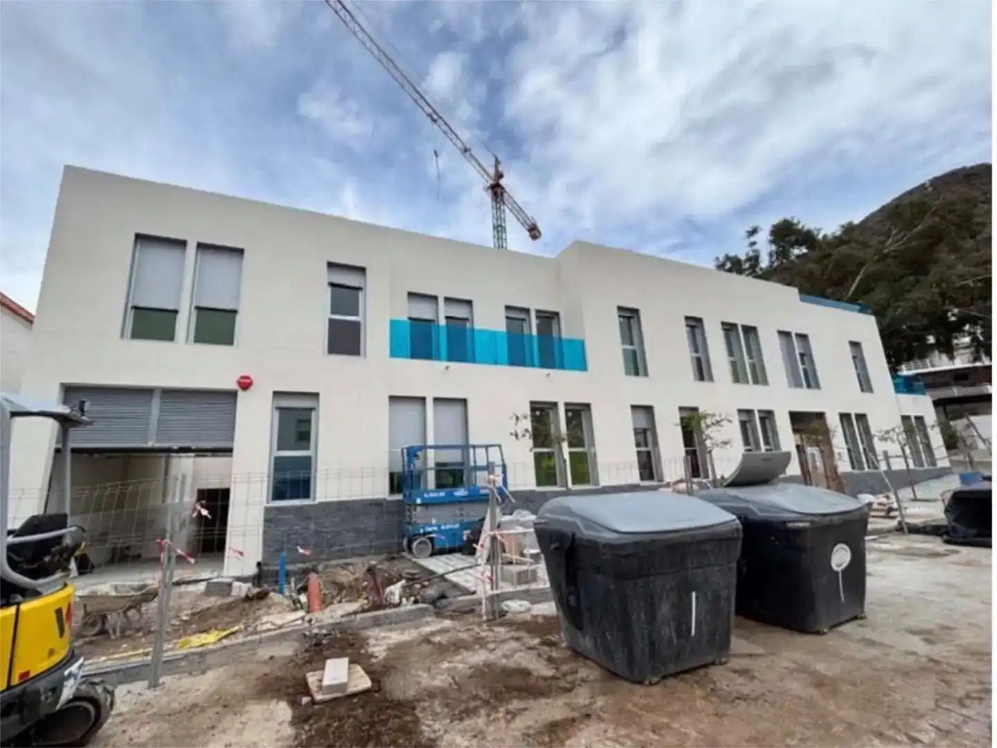 Außenansicht von Wohnung zum Verkauf in Níjar mit Klimaanlage, Schwimmbad und Balkon