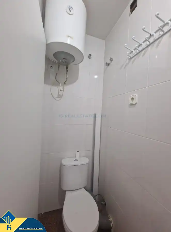 Baño de Estudio en venta en Torrevieja con Aire acondicionado, Calefacción y Terraza