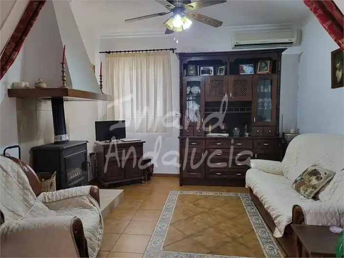 Casa con piscina en venta en Lora de Estepa, imagen 5