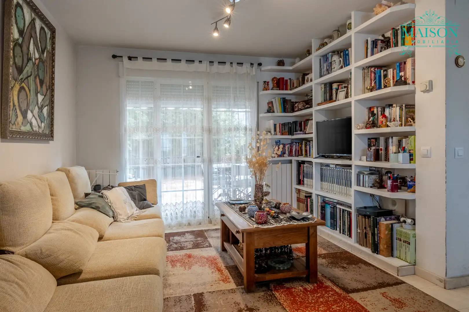 Sala de estar de Casa o chalet en venta en El Casar con Calefacción y Jardín privado