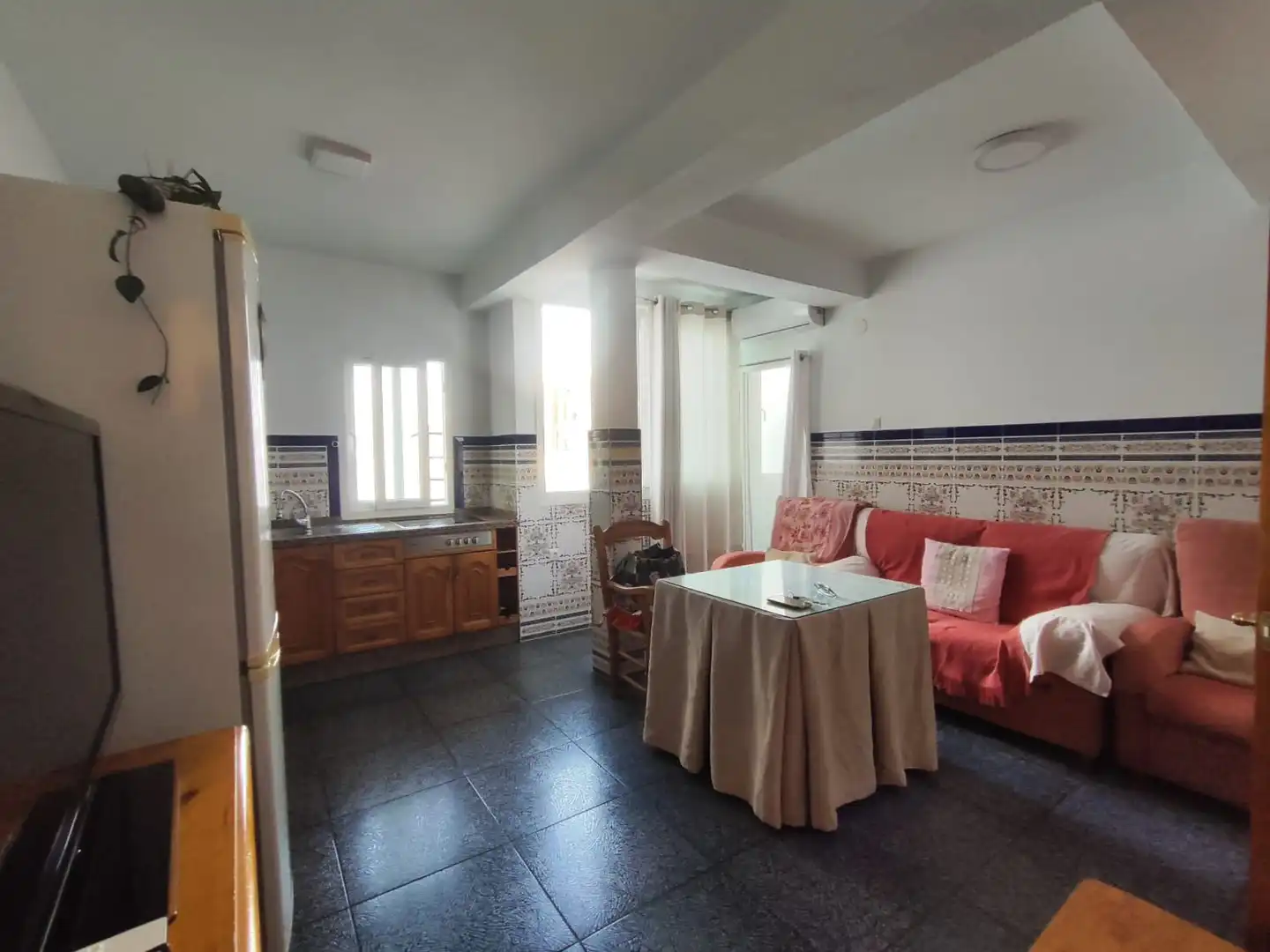 Kitchen of Flat for rent in Huelva  with Air Conditioner, Furnished and Balcony