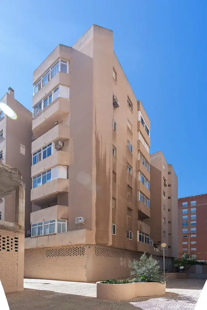 Vista exterior de Pis en venda en Cartagena amb Aire condicionat, Calefacció i Piscina comunitària