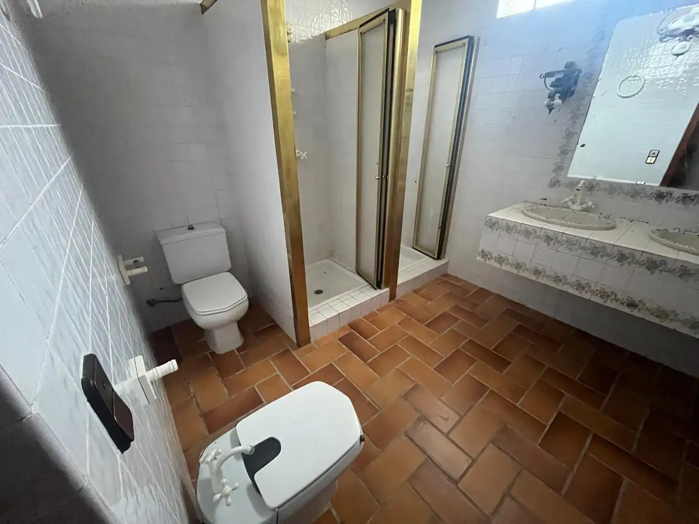Bany de Casa o xalet en venda en Zaragoza amb Aire condicionat, Calefacció i Jardí privat