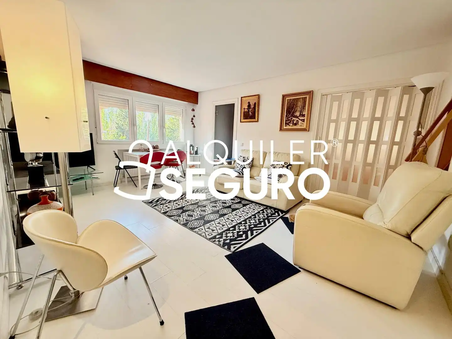 Vista exterior de Piso de alquiler en Madrid con Aire acondicionado, Calefacción y Piscina