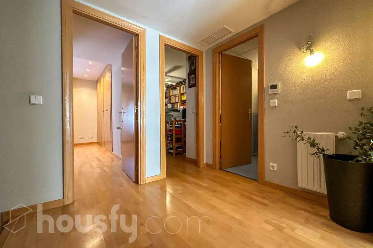Houses for sale in Aranjuez  with Air Conditioner, Heating and Private garden