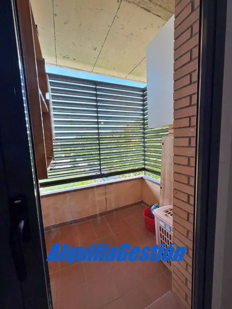 Terraza de Piso de alquiler en Yebes con Aire acondicionado, Calefacción y Parquet