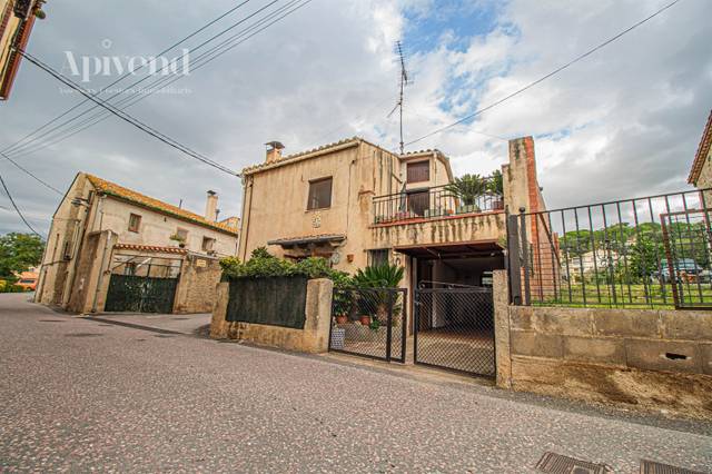 Casa-chalet en Venta en Carrer Font en Masarac i Vilarnadal