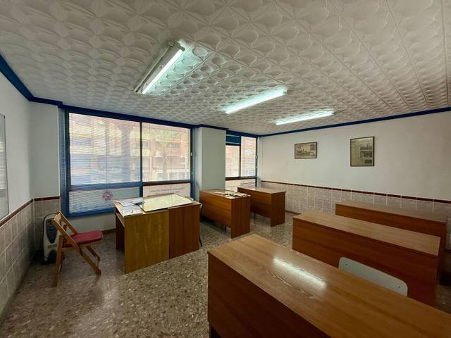 Local comercial en Venta en El Carril - Paseo de Chapi