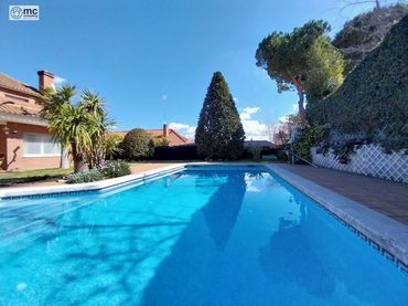 Xalet amb balcó en venda a TIL.LER