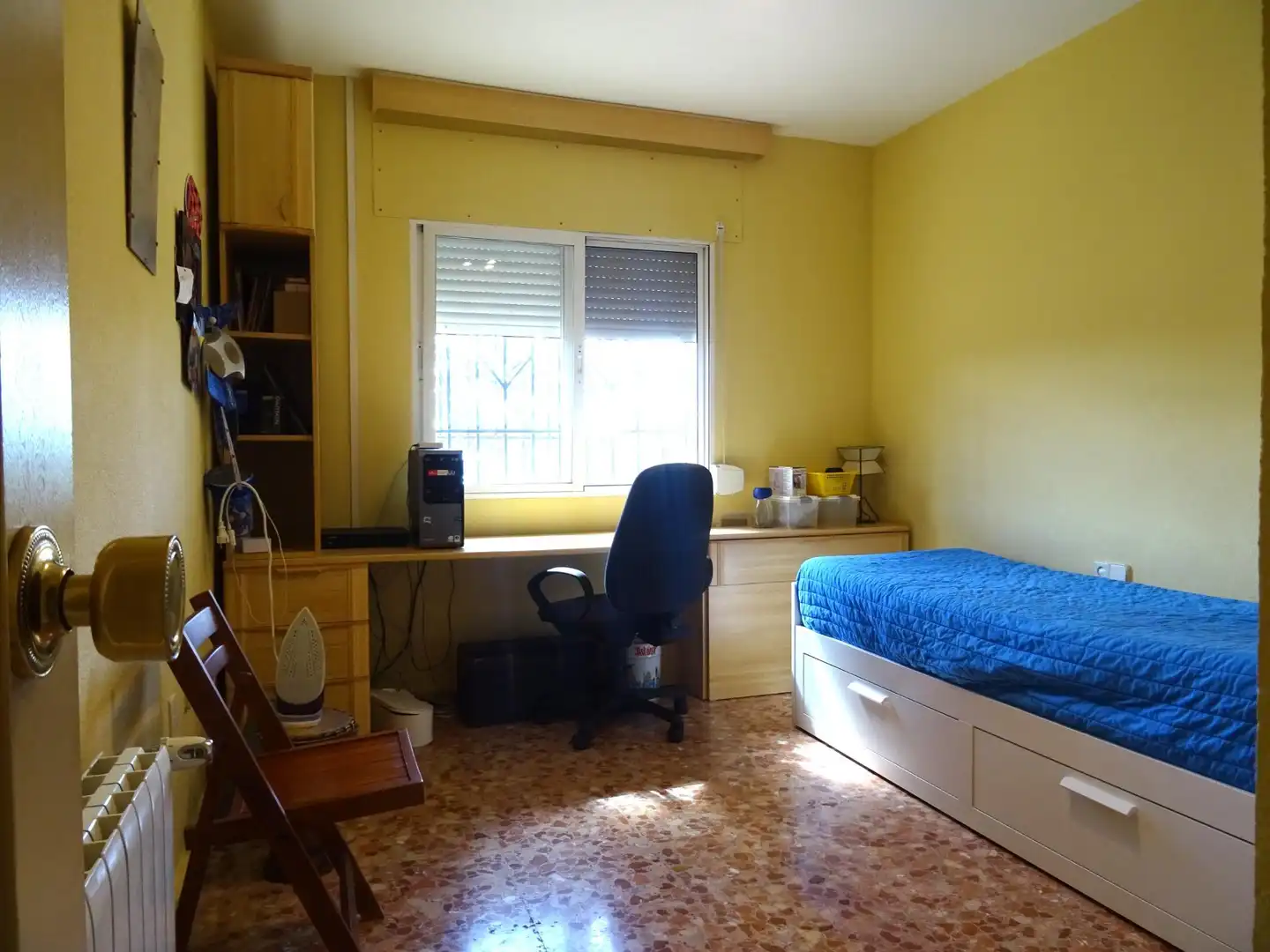 Dormitori de Casa o xalet en venda en Cartagena amb Jardí privat