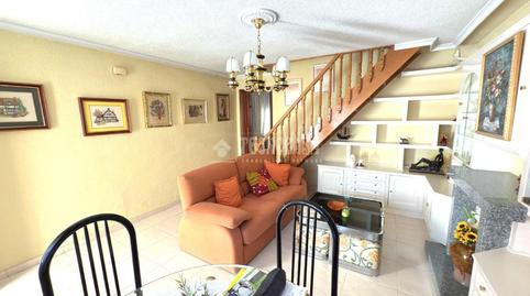 Foto 3 de Casa adosada en venda a Apóstol Santiago, Madrid