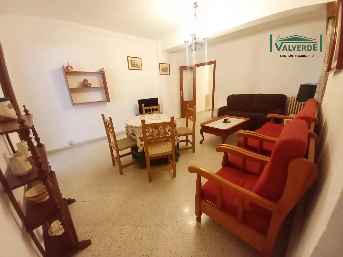 Sala d'estar de Pis de lloguer en Granada amb Calefacció, Moblat i Rentadora