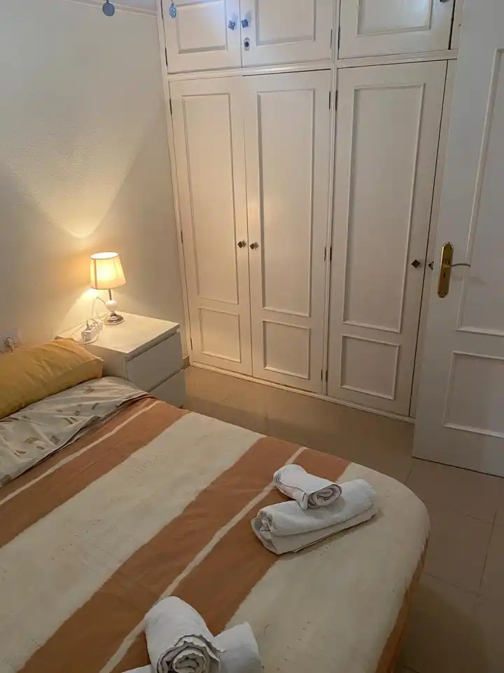 Habitación de Apartamento en venta en Arona con Terraza, Amueblado y Piscina comunitaria