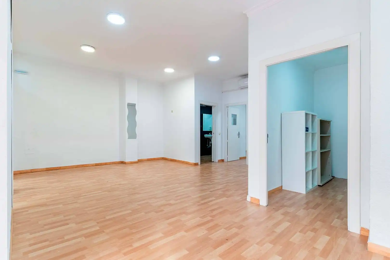 Gewerbefläche zum Verkauf in Calle de Berenguel, imagen 24