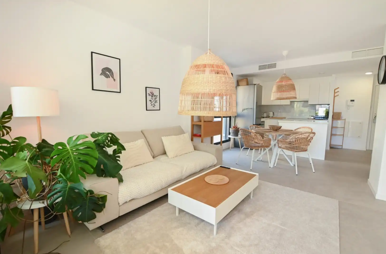 Sala d'estar de Apartament en venda en Calpe / Calp amb Aire condicionat, Terrassa i Traster