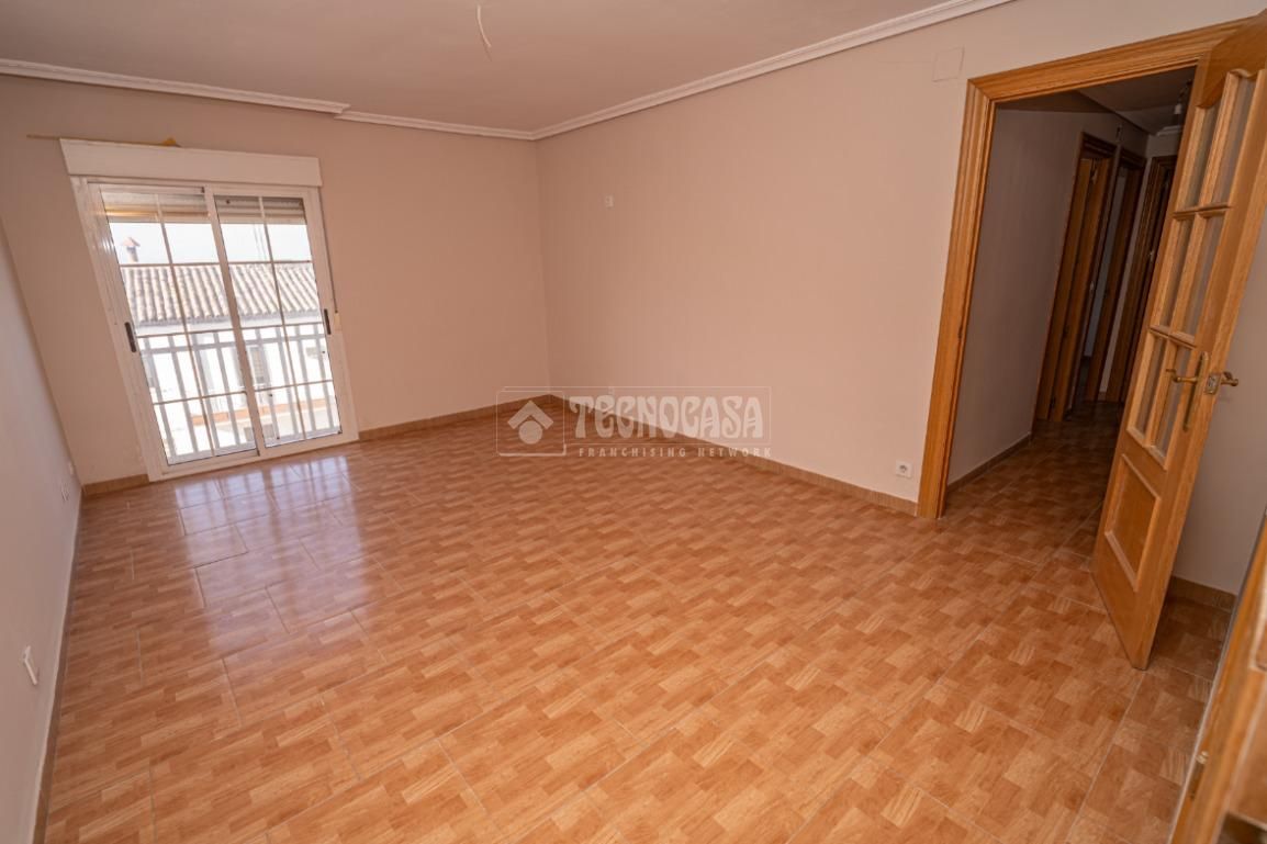 Living room of Flat for sale in Linares