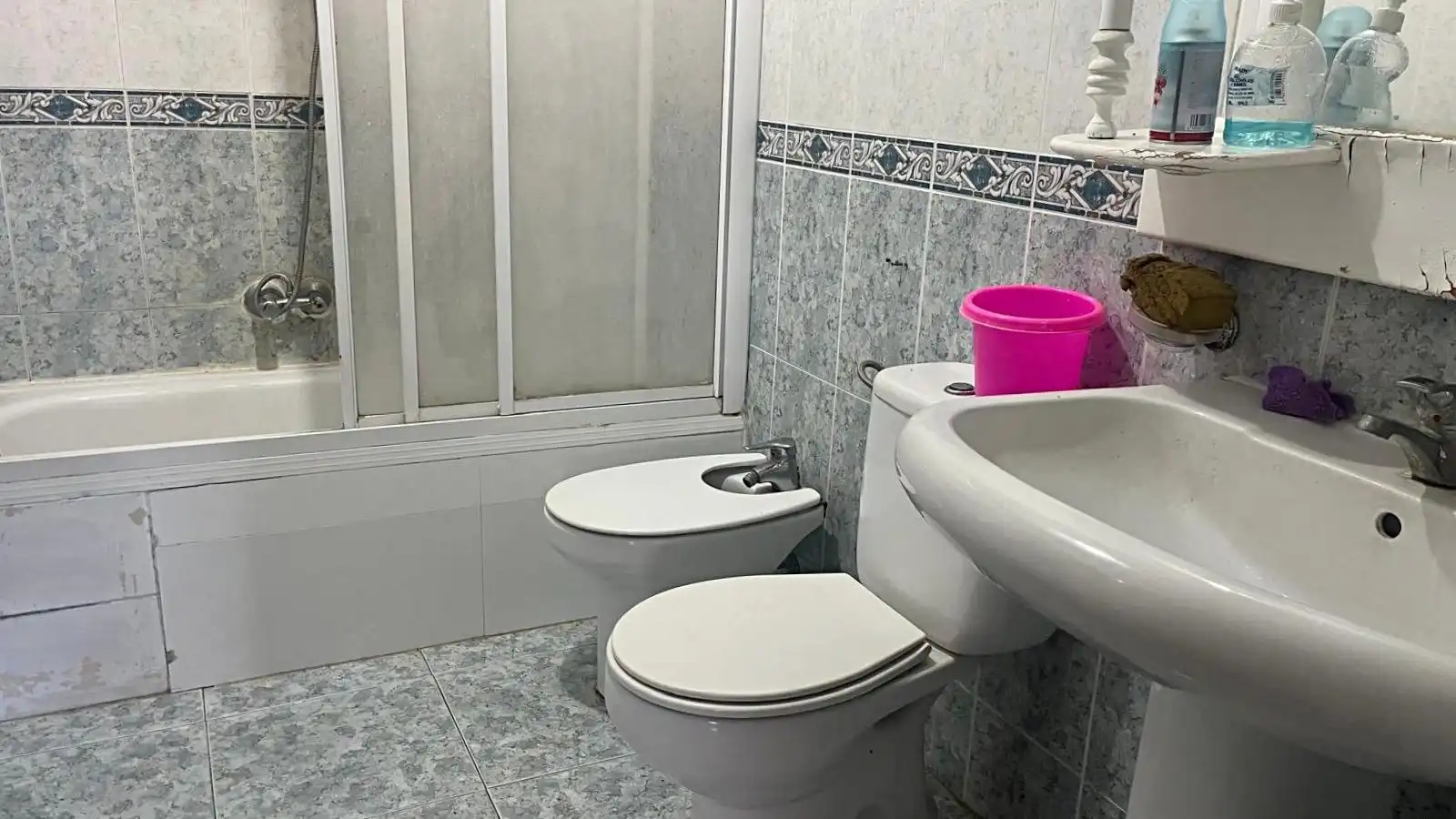 Bathroom of Flat for sale in Totana  with Air Conditioner, Terrace and Storage room