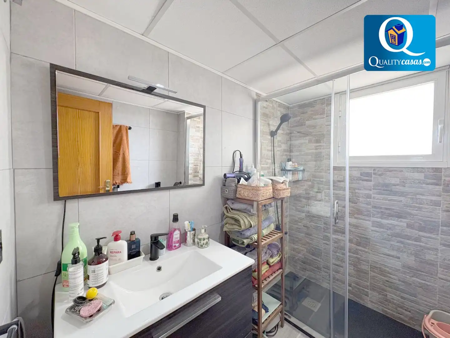 Bathroom of Apartments for sale in El Campello  with Air Conditioner, Storage room and Community pool