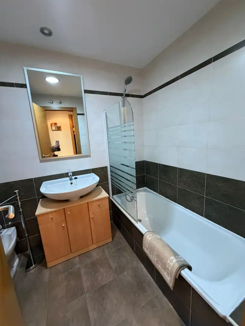 Baño de Piso de alquiler en Ciudad Real con Amueblado