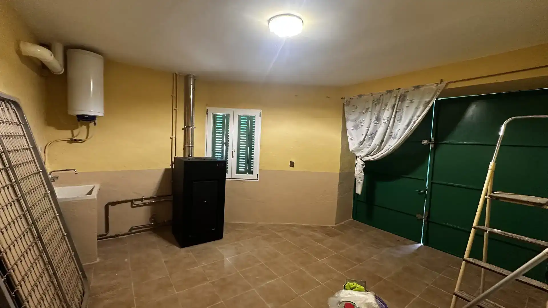 Casa adosada en venda en Cerezo de Abajo amb Parquet