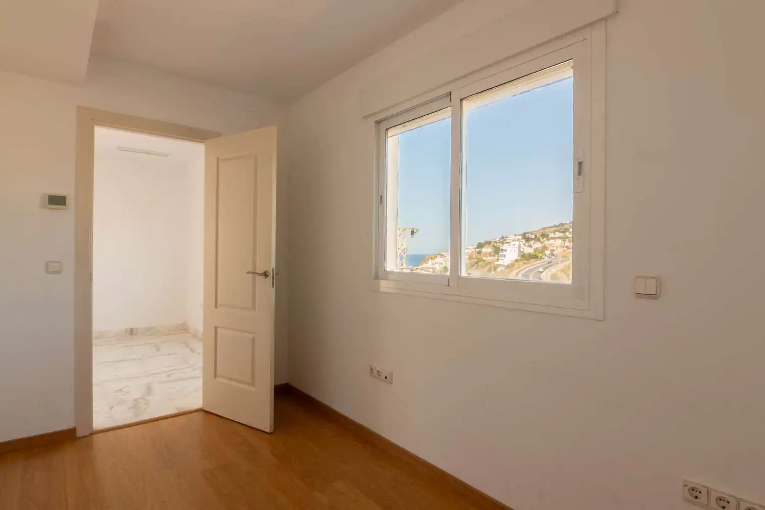 Habitación de Apartamento en venta en Salobreña con Aire acondicionado y Terraza