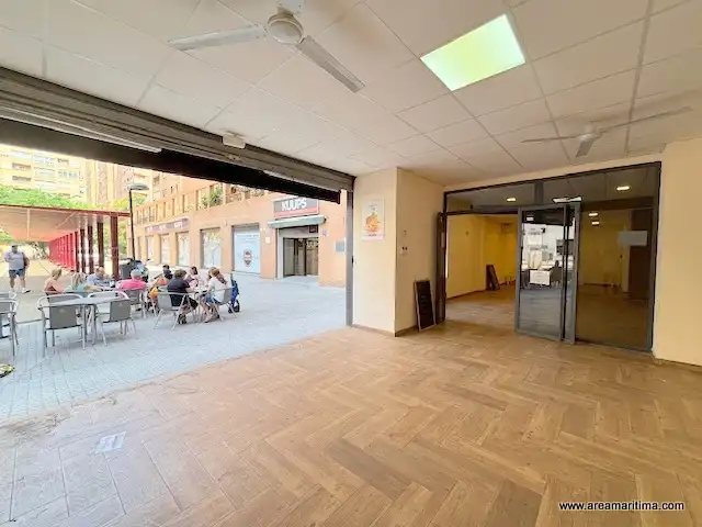 Local en venta en Valencia con Aire acondicionado y Terraza