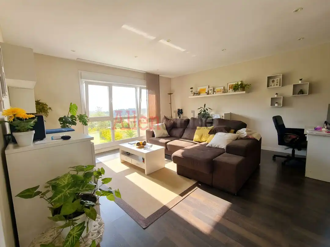 Casa amb jardí en venda a Carretera Avilés - Grado. La Laguna, imagen 3
