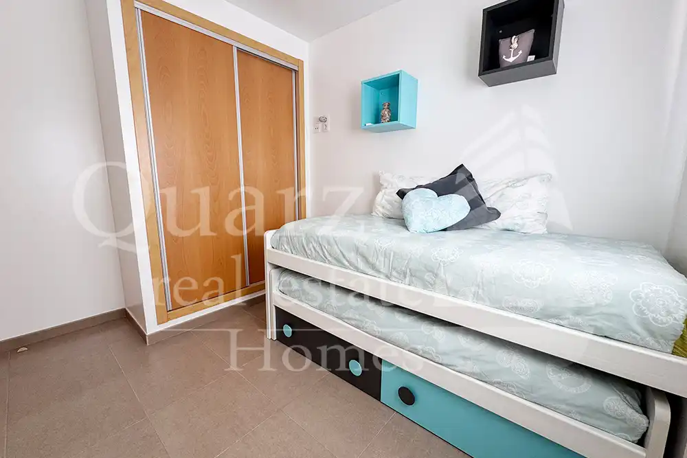 Appartement compact avec terrasse à vendre à Piles, imagen 13