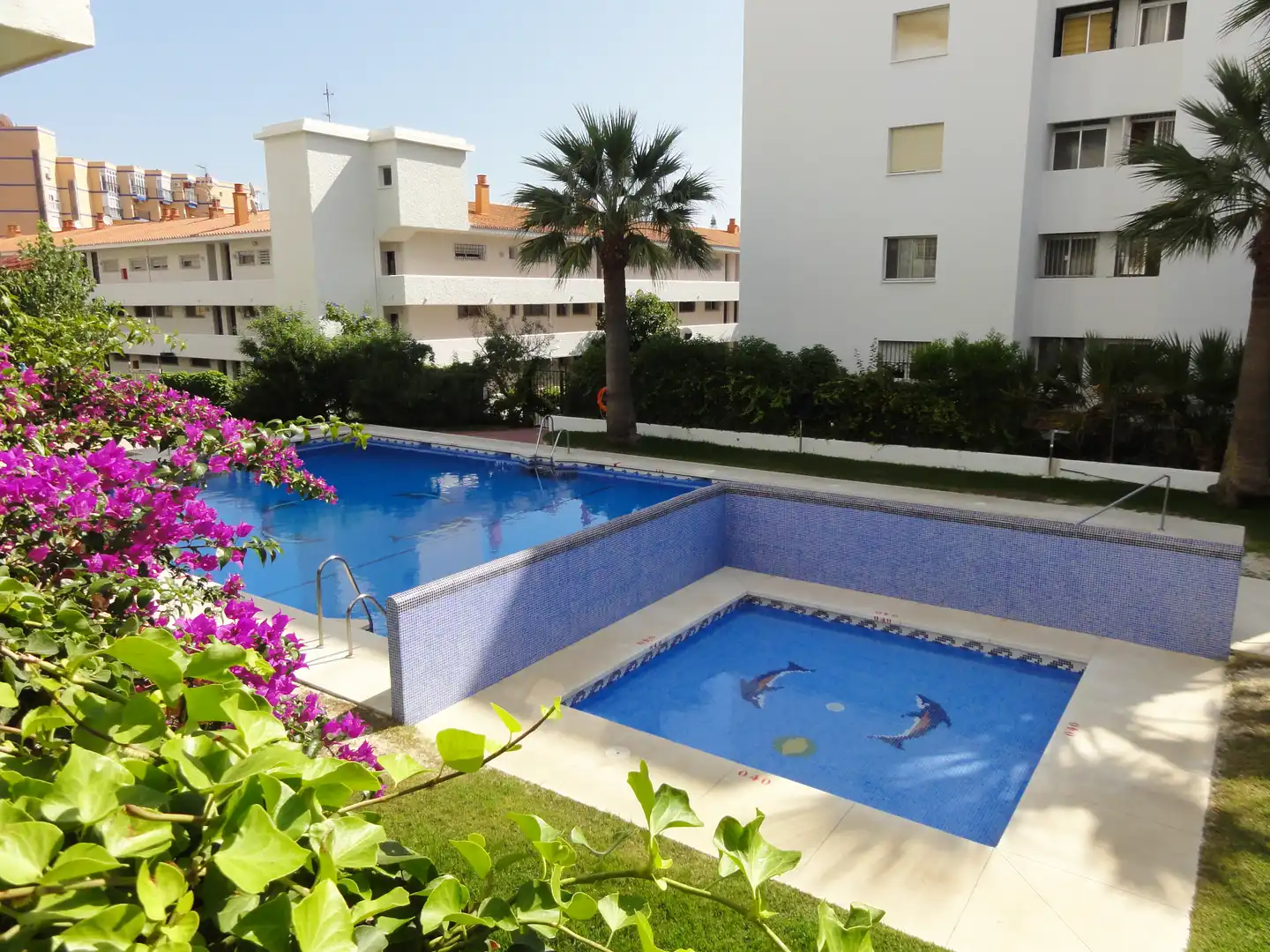 Piscina de Apartamento en venta en Benalmádena con Aire acondicionado, Calefacción y Terraza