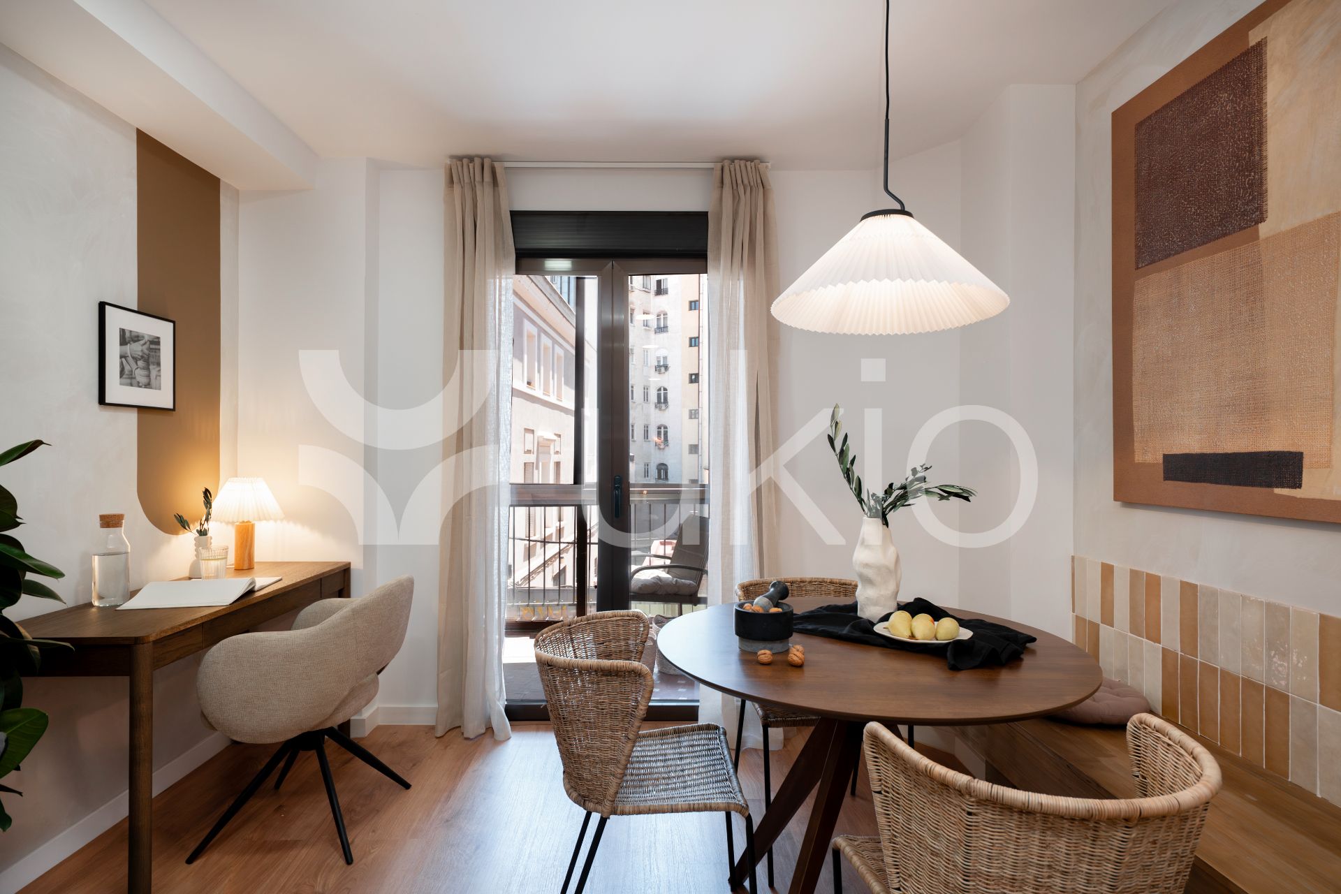 Sala d'estar de Apartament de lloguer en  Madrid Capital amb Aire condicionat, Calefacció i Terrassa