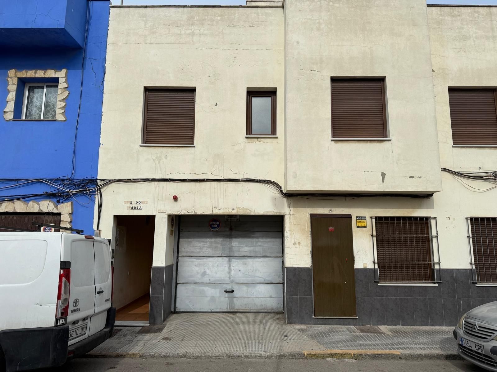 Exterior view of Single-family semi-detached for sale in La Línea de la Concepción