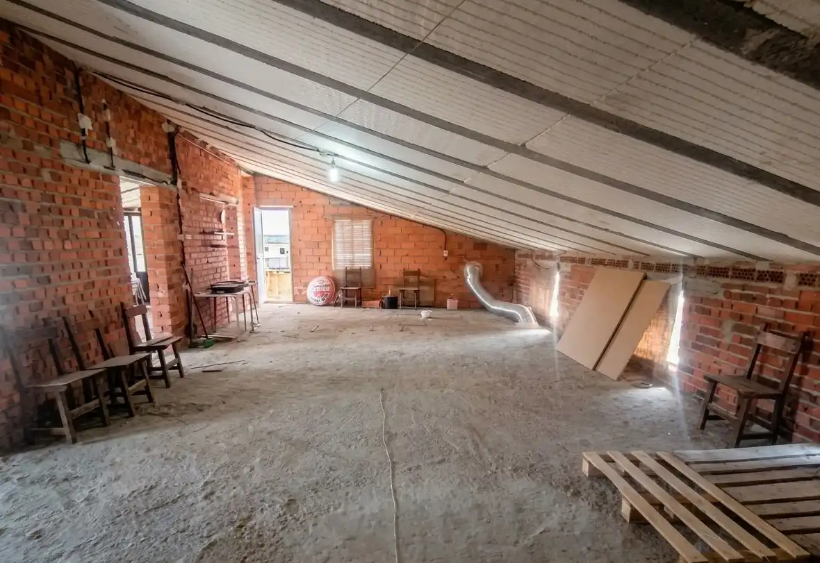 Edificio en venta en Roda de Eresma