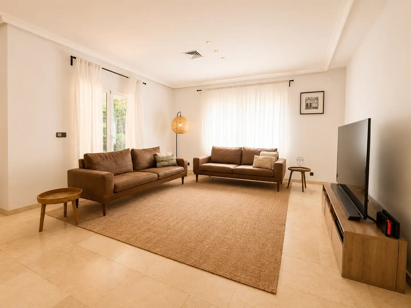 Sala d'estar de Casa o xalet en venda en Boadilla del Monte amb Aire condicionat, Calefacció i Jardí privat