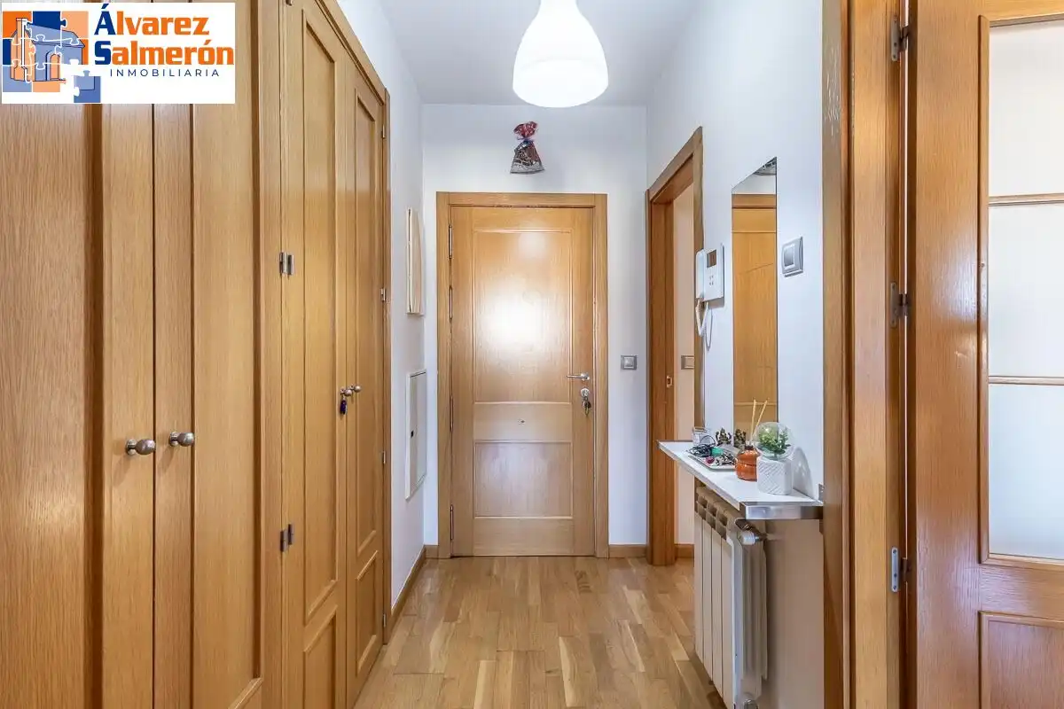 Penthouse mit Pool zum Verkauf in Avenida DE LA ILUSTRACION, imagen 24