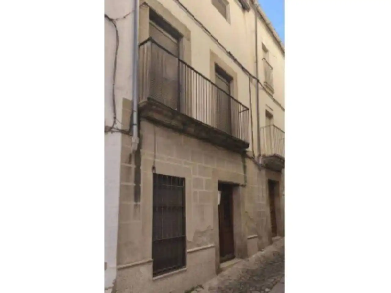 Exterior view of Houses for sale in Trujillo  with Furnished and Balcony
