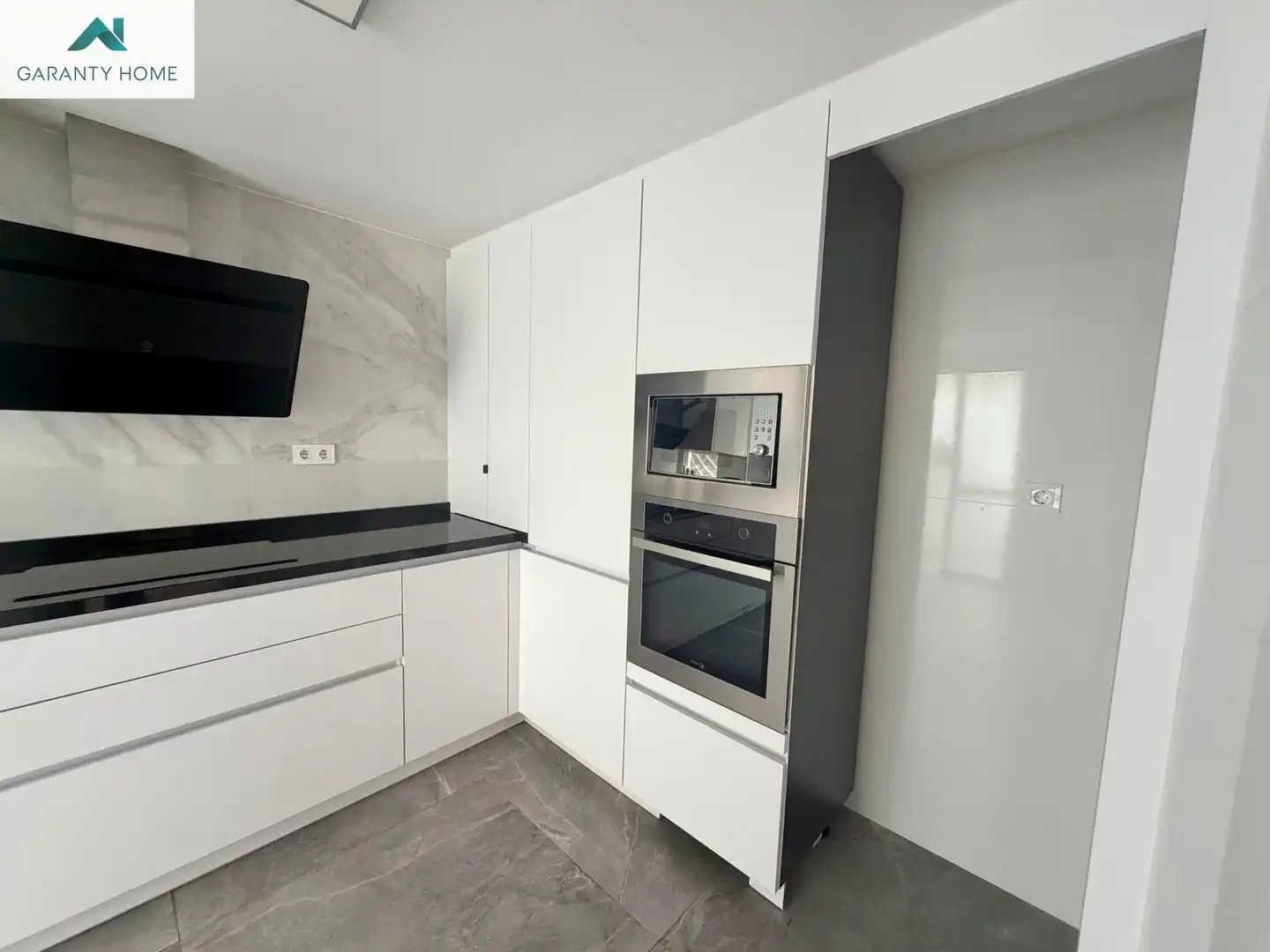 Cocina de Dúplex en venta en Rincón de la Victoria con Aire acondicionado, Calefacción y Terraza