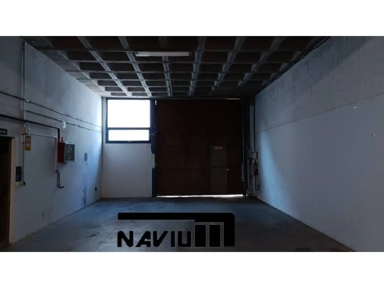 Nave industrial en venta en Alcobendas con Alarma