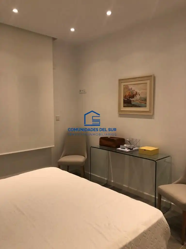 Bedroom of Houses for rent in El Puerto de Santa María  with Air Conditioner, Private garden and Swimming Pool