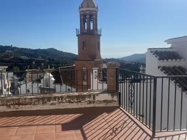 Adossat amb balcó en venda a Calle Andalucia 12B