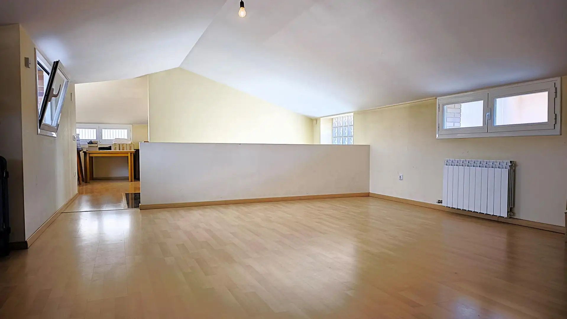 Haus oder Chalet zum Verkauf in Sant Salvador de Guardiola mit Privatgarten, Terrasse und Schwimmbad